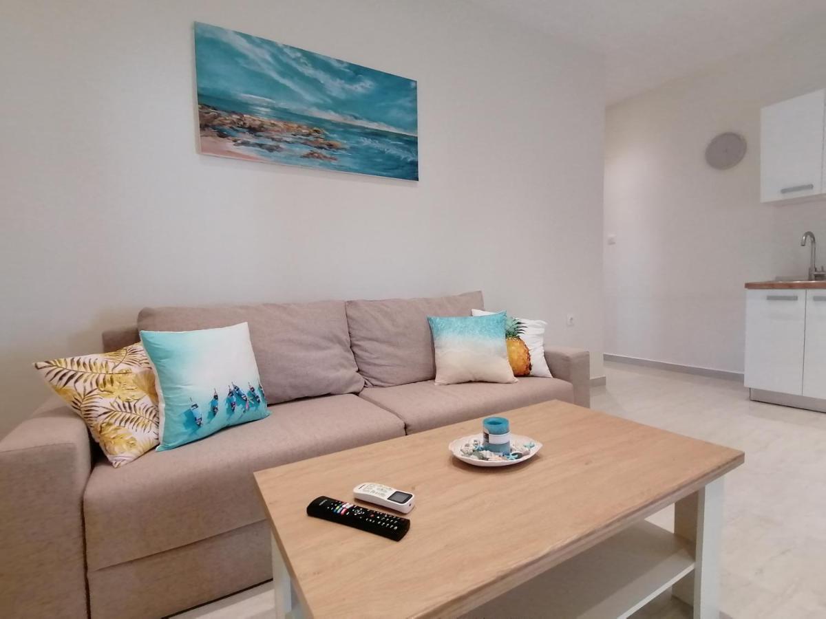 Sea Pleasure Apartment Peraia  Exterior photo