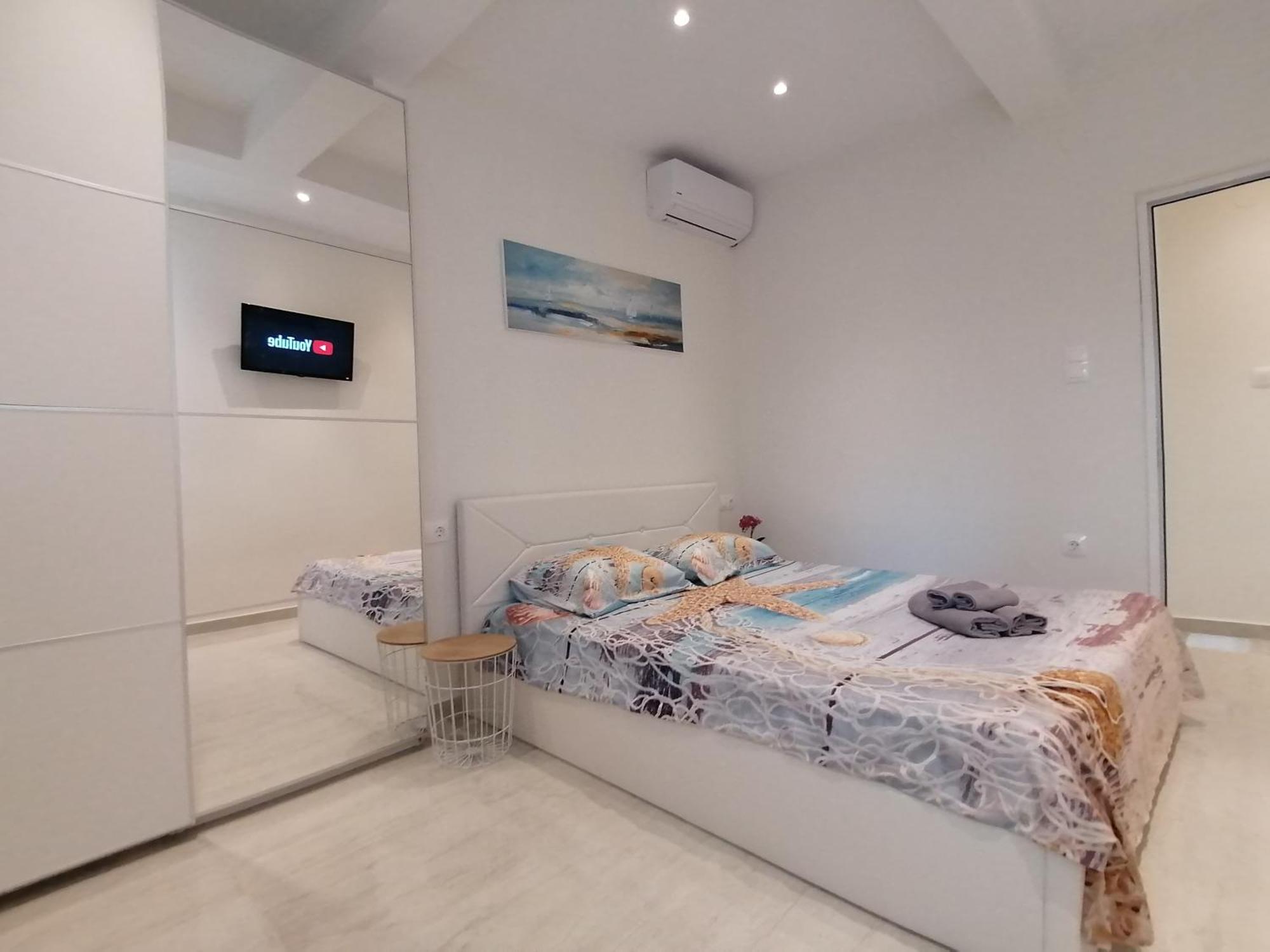 Sea Pleasure Apartment Peraia  Exterior photo